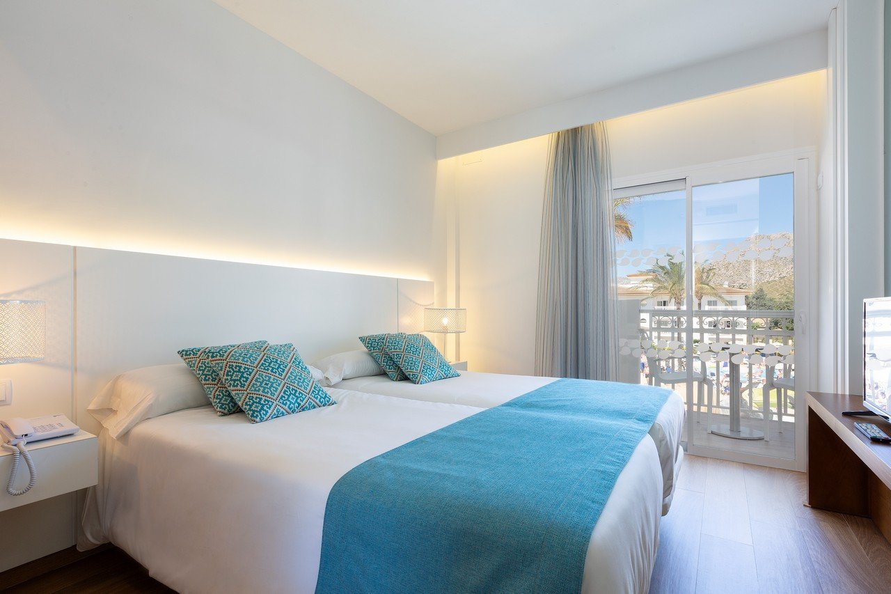 Mar_Hotels_Playa_Mar_and_Spa-Suite